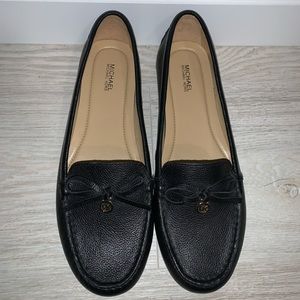 Michael Kors Flats sz 8M